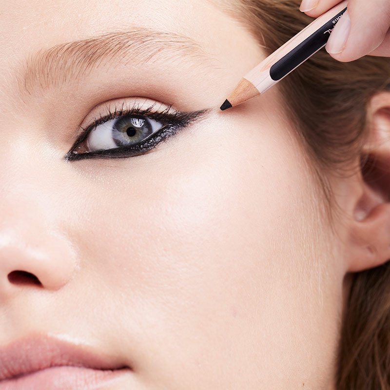 LOreal Paris Paradise Le Khol Liner 4 Closeup